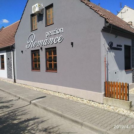 Penzion Romance Břeclav Exteriör bild
