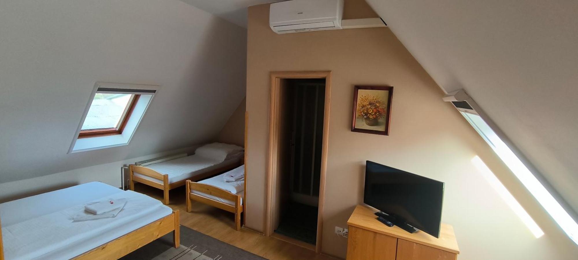 Penzion Romance Břeclav Exteriör bild