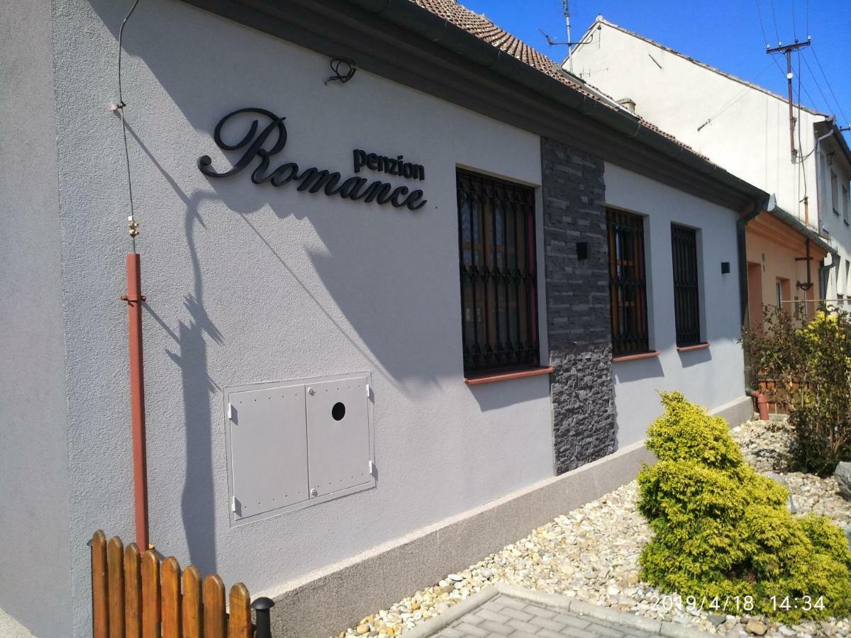 Penzion Romance Břeclav Exteriör bild